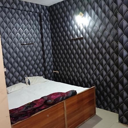 Hotel Avantika Ujjain Buitenkant foto